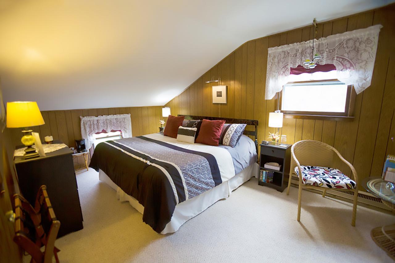 Firefly Bed & Breakfast Lincoln Exterior photo